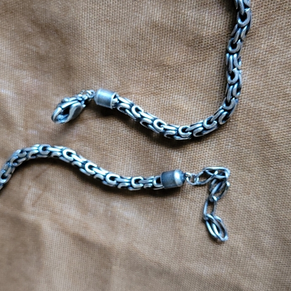 Necklace - Picture 3 of 5